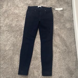 Dark blue skinny style jeans (size 27)